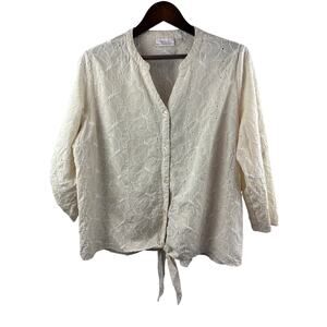 Women’s Bellisima by Kim Gravel XL Cream Button Up Blouse w/ Floral Design